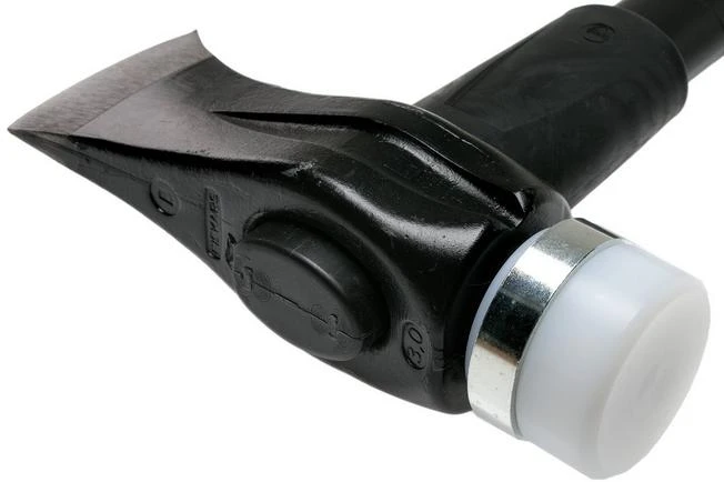 Fiskars Safe-T X39 Large Splitting Axe 7 Fiskars Safe-T X39 Large Splitting Axe - Image 5